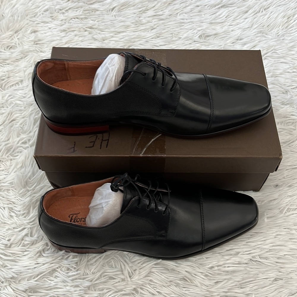 New FLORSHEIM POSTINO Cap Men’s Toe Oxford in black size 9.5D